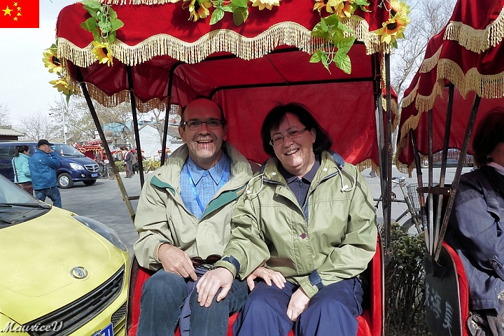 Beijing-520.jpg - Une promenade en pousse-pousse dans un vieux quartier  (Journée très venteux)