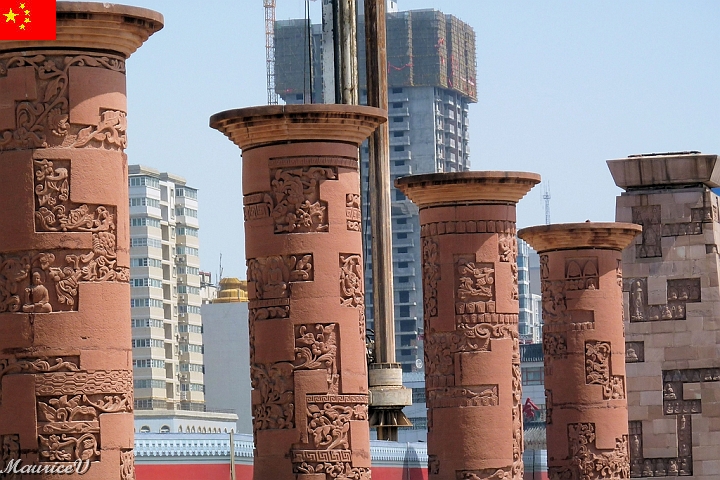 Xian-602.jpg - Le moderne côtoie le passé