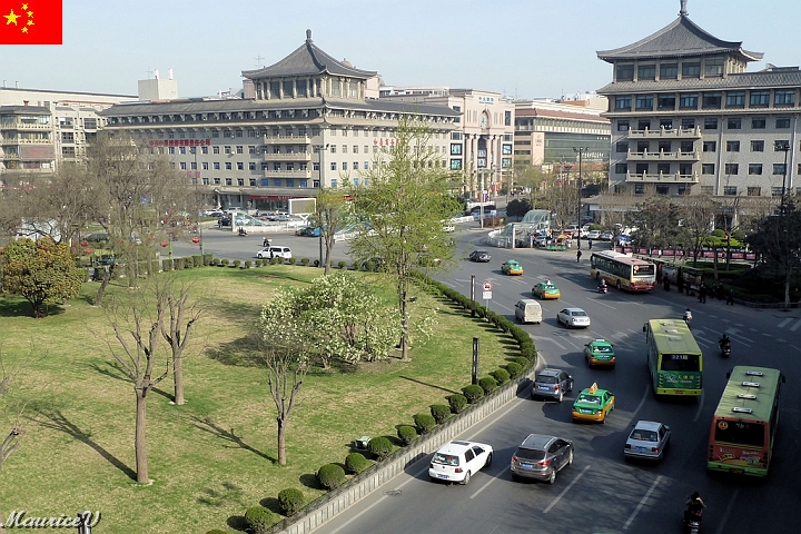 Xian-701.jpg - Un grand carrefour giratoire