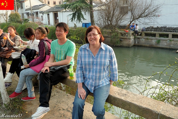Shanghai-864.jpg - Aujourd'hui, c'est jour de la fête des morts, et 200 millions de chinois vont utiliser le train pour leur déplacement