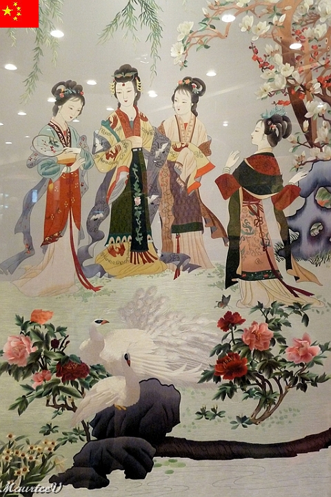Shanghai-975.jpg - Une broderie en soie, de toute beauté