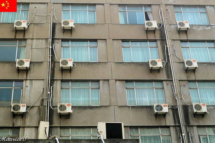 Shanghai-A89.jpg - En été, son rôle est connu, mais en hiver, ce climatiseur sert pour réchauffer les lieux