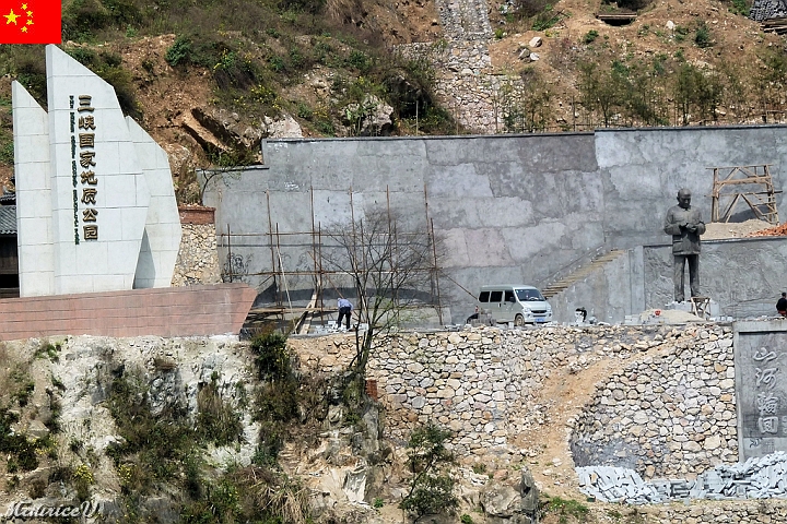 Bateau-267.jpg - L'aménagement d'un futur site touristique
