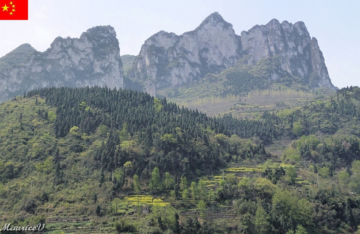 Bateau-272.jpg - C'est encore et toujours montagneux 