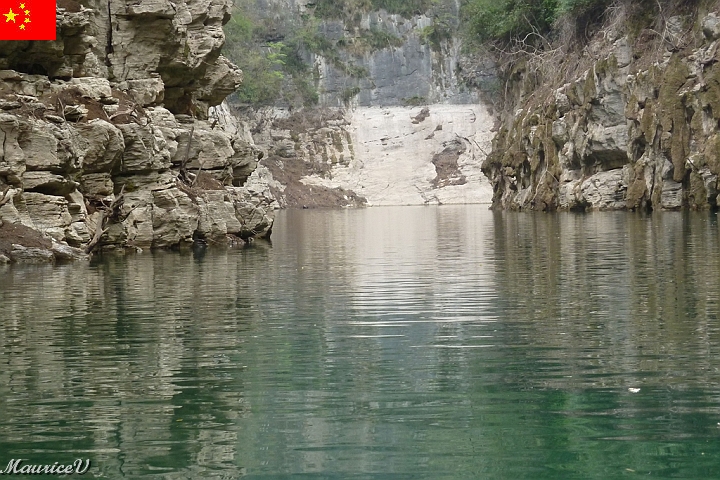 Bateau-383.jpg - Parcours silencieux et voyez le niveau de l'eau qui a baissé beaucoup