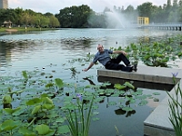 HongKong-870  Parc devant notre hôtel.  Une promenade avant le souper.