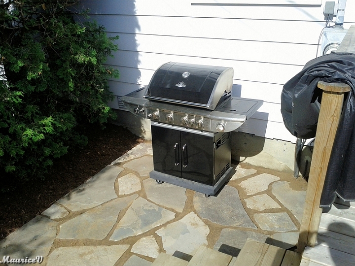 Leclerc-Ext-BBQ.jpg - Bel emplacement pour BBQ
