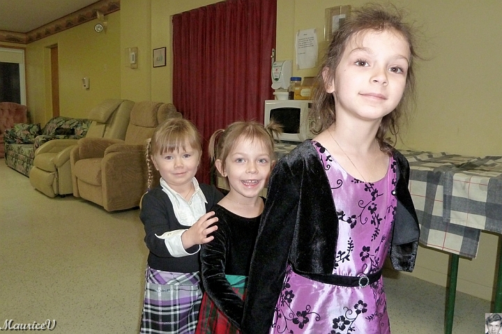20111217-P1010831.jpg - Ariane, Sara et Cassandra