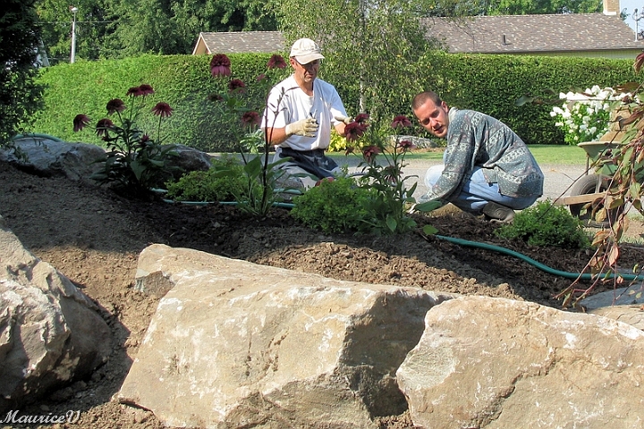 Pelouse-Fr08.jpg - Un moment de réflexion