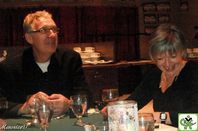 201011-X2192.jpg - Michel et Luce s'amusent au bout