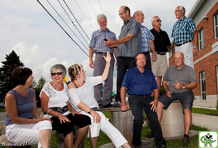 CRAC_3571.jpg - Très affairés, ces retraités ...